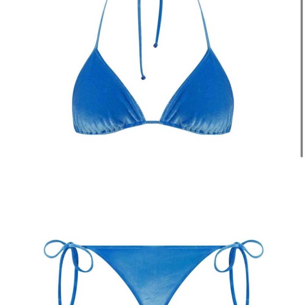 Blue velvet “grace” triangl!